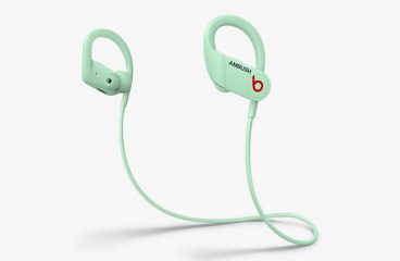 Beats Releases Glow-In-The-Dark Earbuds