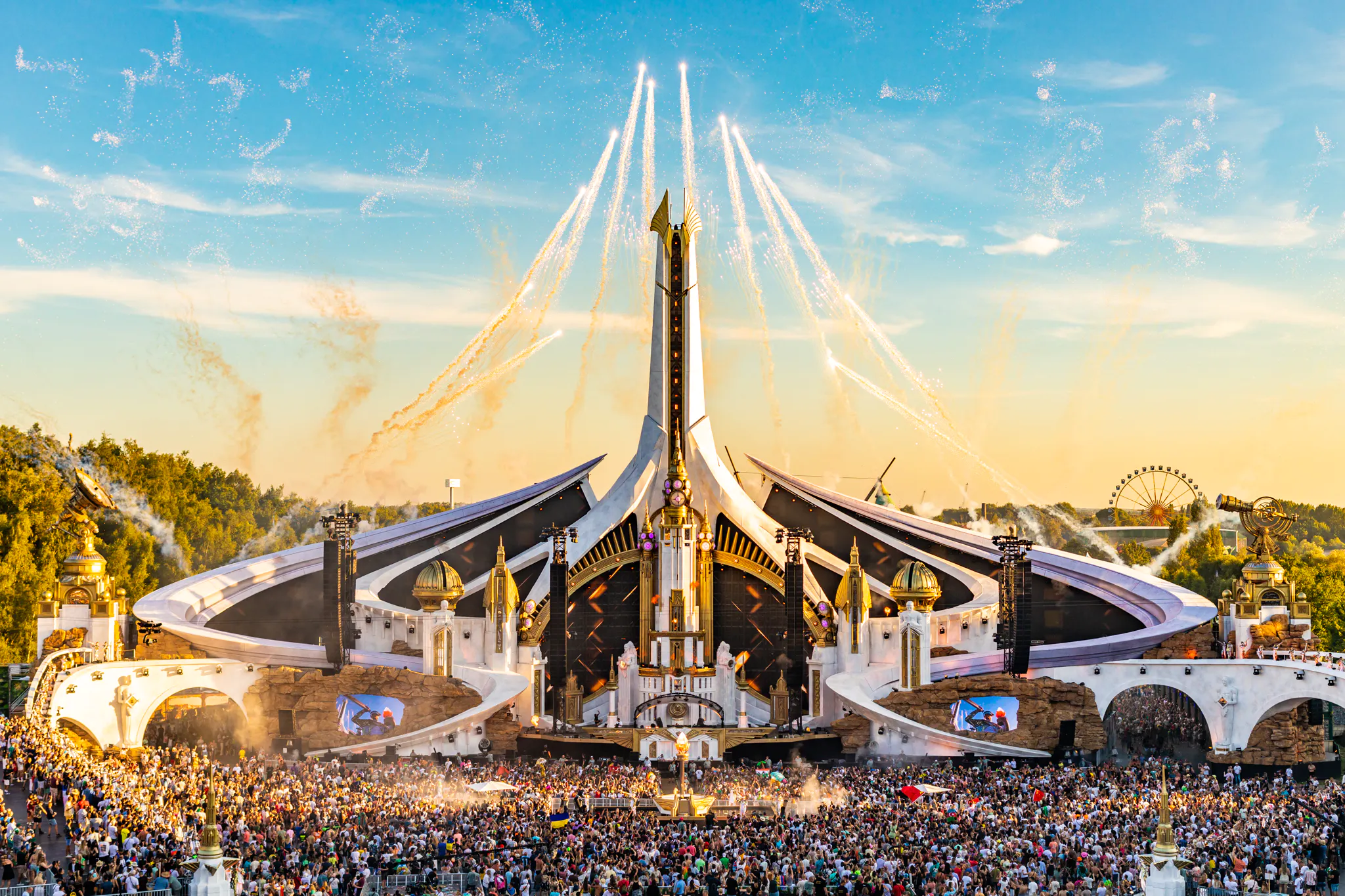 Tomorrowland Adds More of Anjunabeats & Afterlife