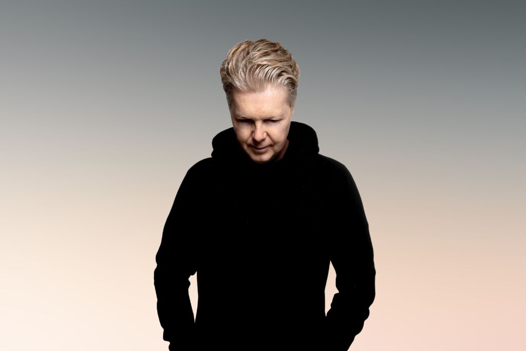 John Digweed Concludes Long-Running ‘Live In’ Serieswith ‘Live In: Stereo’