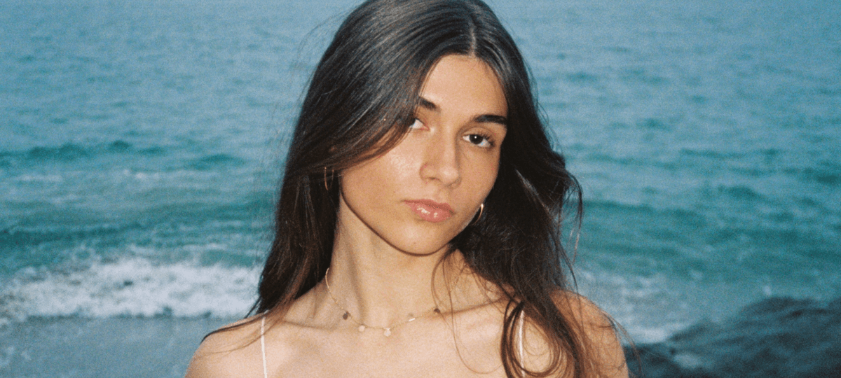 Pilar Victoria Returns with Dreamy New Single “Bloomed in Snow”