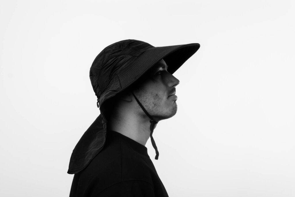 Malvae drops ‘FAULTLINE’